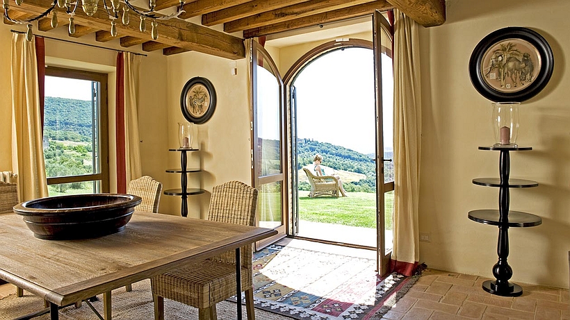 Torre: exclusive luxury villa in a medieval tower in Umbria, Italy